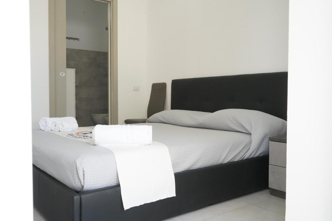 Villa Leonardo San Foca - Room, Pool & Restaurant 외부 사진