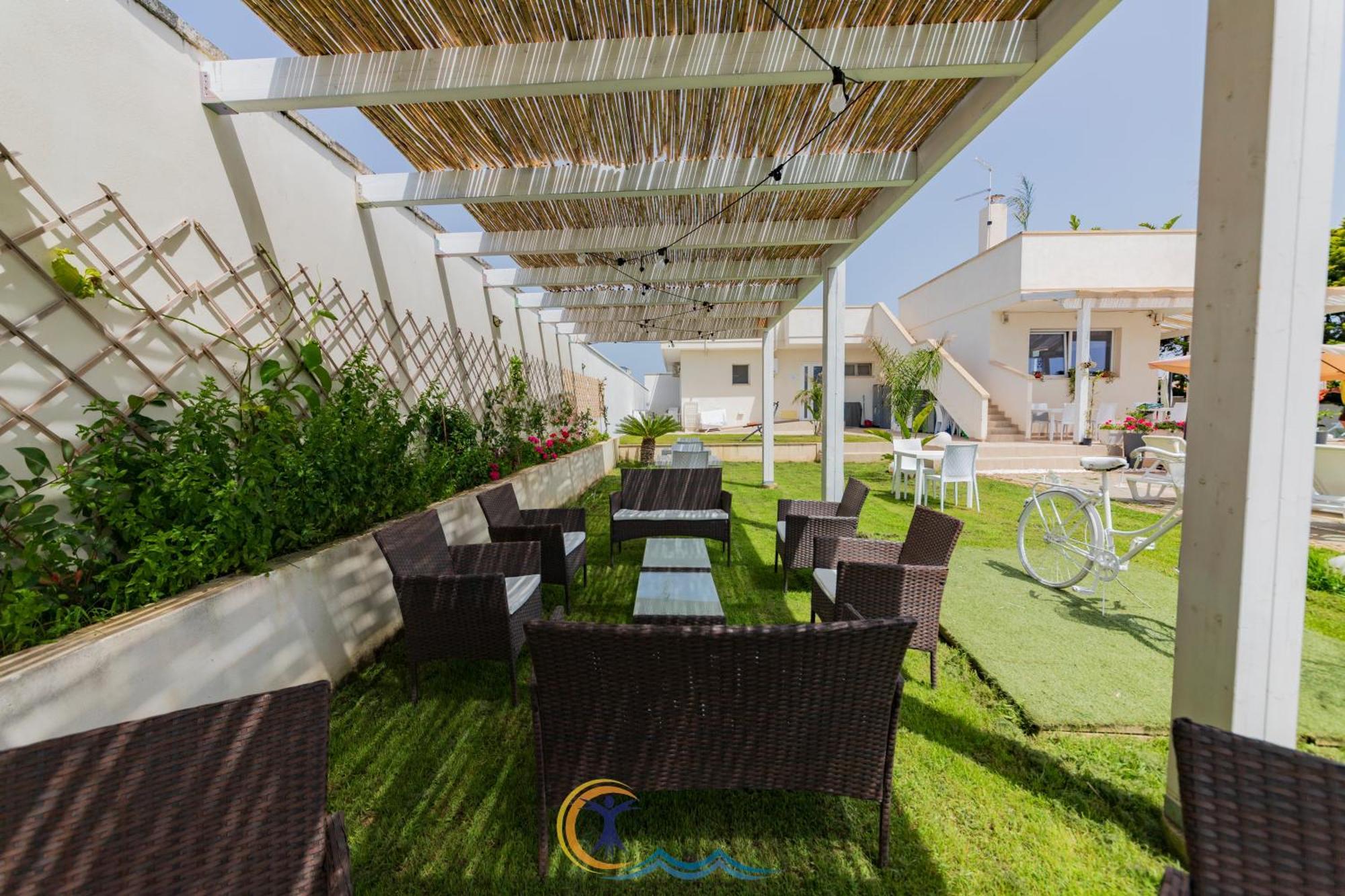 Villa Leonardo San Foca - Room, Pool & Restaurant 외부 사진