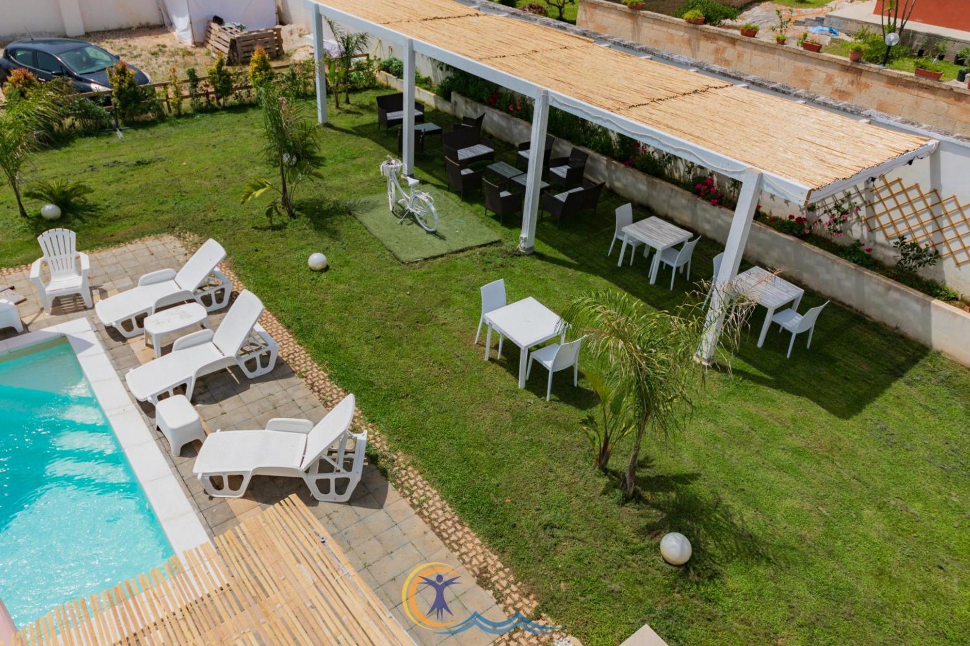 Villa Leonardo San Foca - Room, Pool & Restaurant 외부 사진