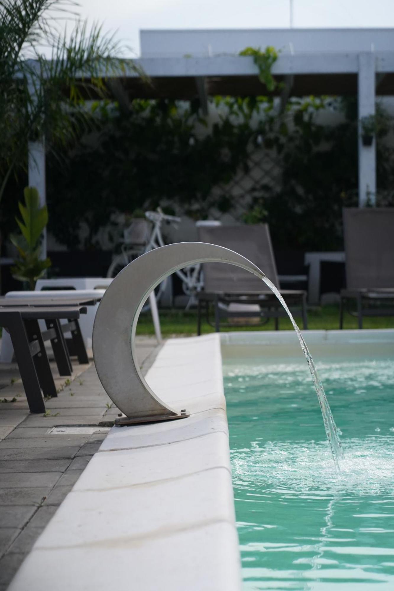 Villa Leonardo San Foca - Room, Pool & Restaurant 외부 사진