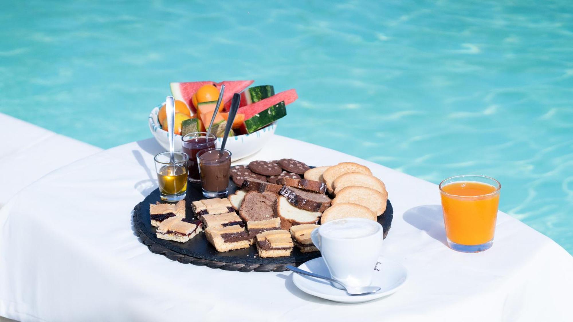 Villa Leonardo San Foca - Room, Pool & Restaurant 외부 사진